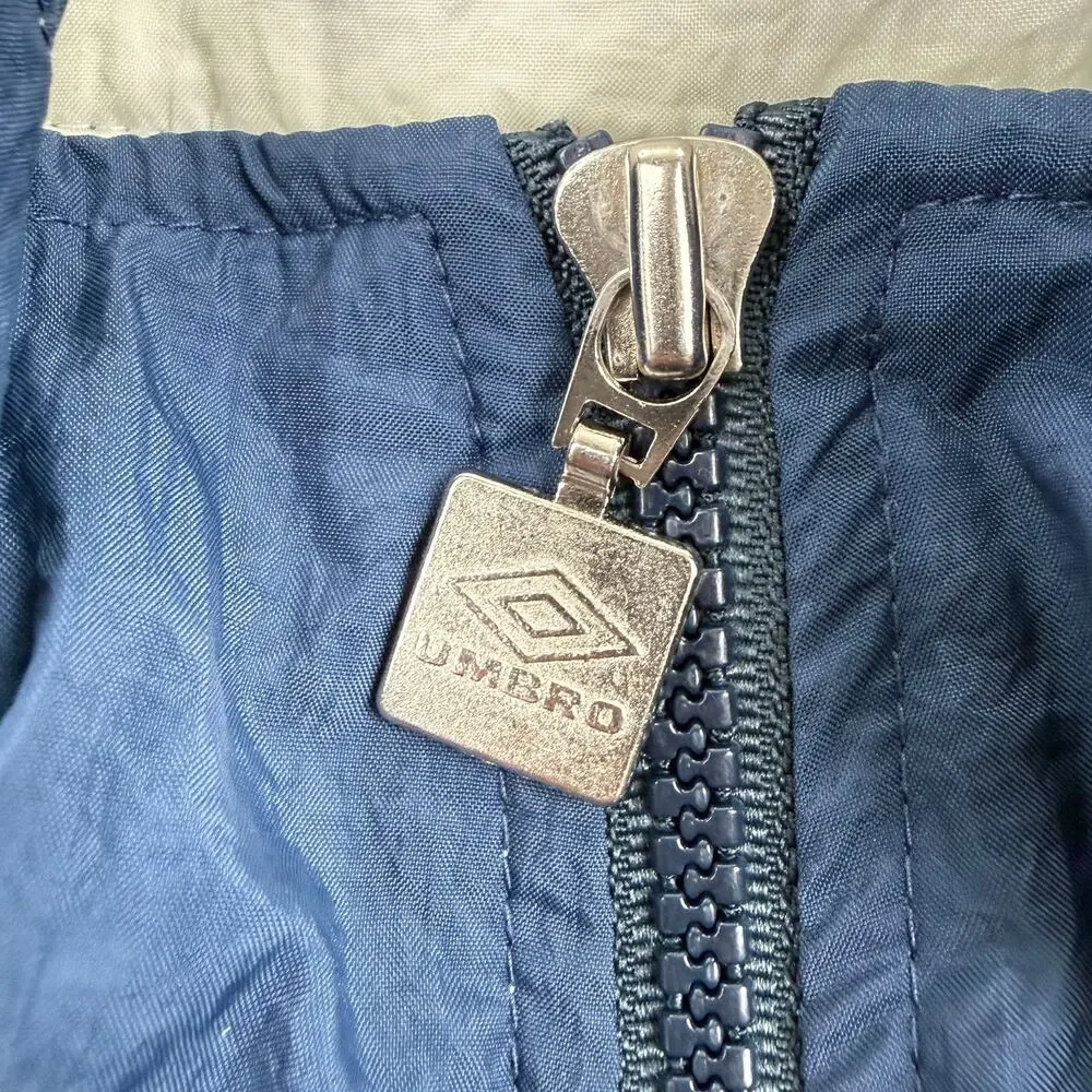 Vintage Umbro Soccer Futbol Windbreaker Jacket XL Blue White Nylon Sporty